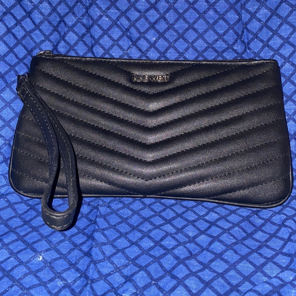 Nine West wristlet wallet